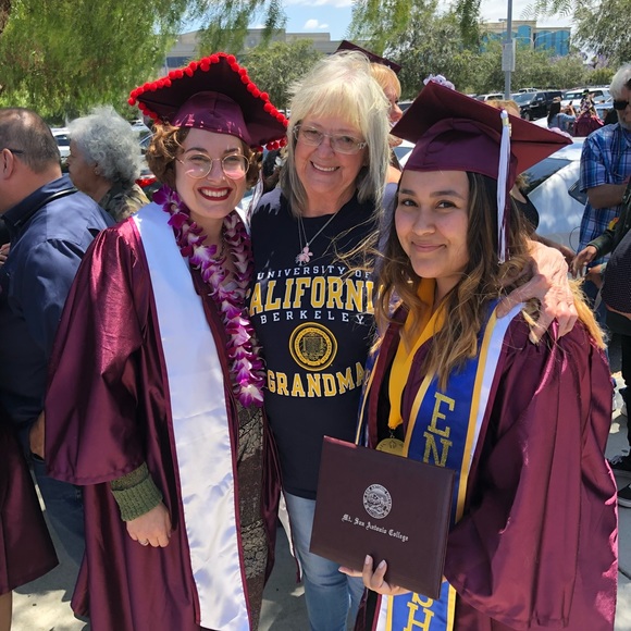 Meet your Posher, Donna - Picture 3 of 10